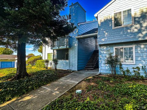 Photo of 445 LIGHTHOUSE Drive, Vallejo, CA 94590 (MLS # 325088737)