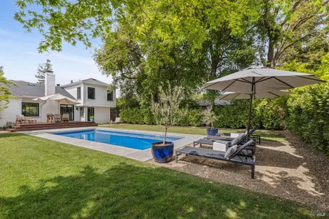 742 2nd Street E, Sonoma, CA 95476 - MLS#: 325018751