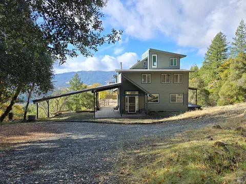 47111 Fox Rock, Laytonville, CA 95454 - MLS#: 325018564