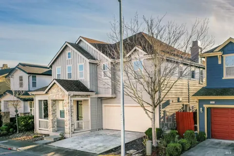 1759 Emma Way, Petaluma, CA 94954 - MLS#: 325022675