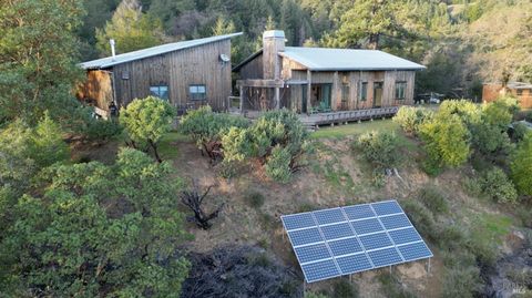 Photo of 19801 Kelly Road, Geyserville, CA 95441 (MLS # 325094650)