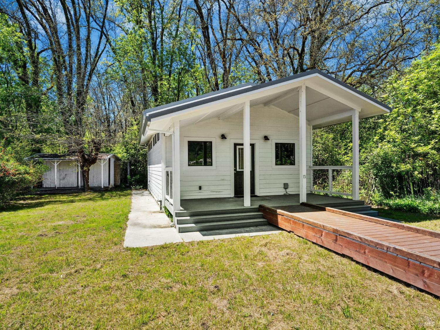 Listing image 7