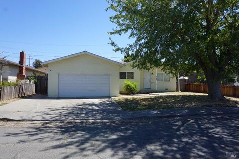 Photo of 170 Harvard Avenue, Vallejo, CA 94589 (MLS # 325077642)