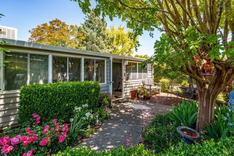 180 Pas Pajaros Calle, Sonoma, CA 95476 - MLS#: 325043578