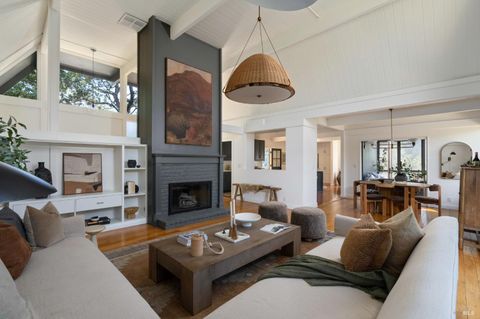 Photo of 271 Wilson Way, Larkspur, CA 94939 (MLS # 325087387)