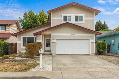 Photo of 6590 Joyce Court, Rohnert Park, CA 94928 (MLS # 325072029)