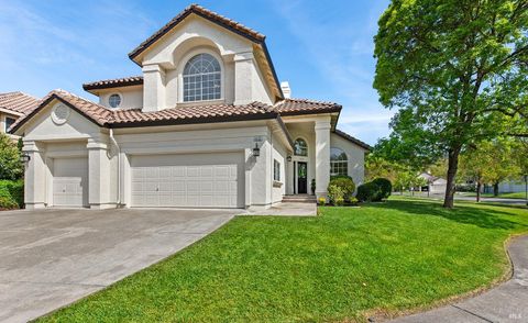 Photo of 5426 Spring Lake Court, Santa Rosa, CA 95409 (MLS # 326001604)