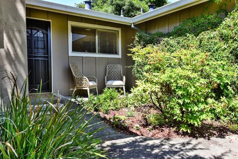 Photo of 17884 San Carlos Drive, Sonoma, CA 95476 (MLS # 325047352)