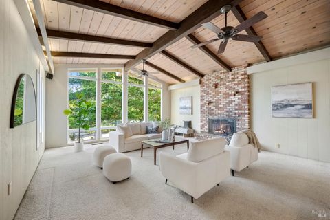 Photo of 304 High Street, Calistoga, CA 94515 (MLS # 326012840)