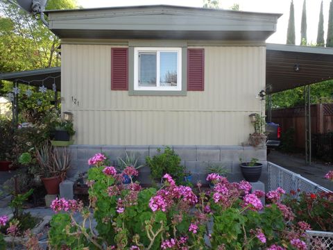 Photo of 121 Goya Drive, Fairfield, CA 94534 (MLS # 325077373) Photo of 121 Goya Drive, Fairfield, CA 94534 (MLS # 325077373)