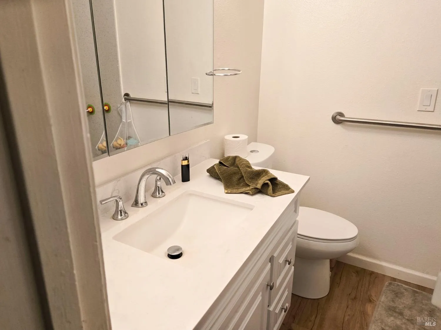 Rohnert Park, California 94928, United States, 8 Bedrooms Bedrooms, ,6 BathroomsBathrooms,Residential,Active,88971