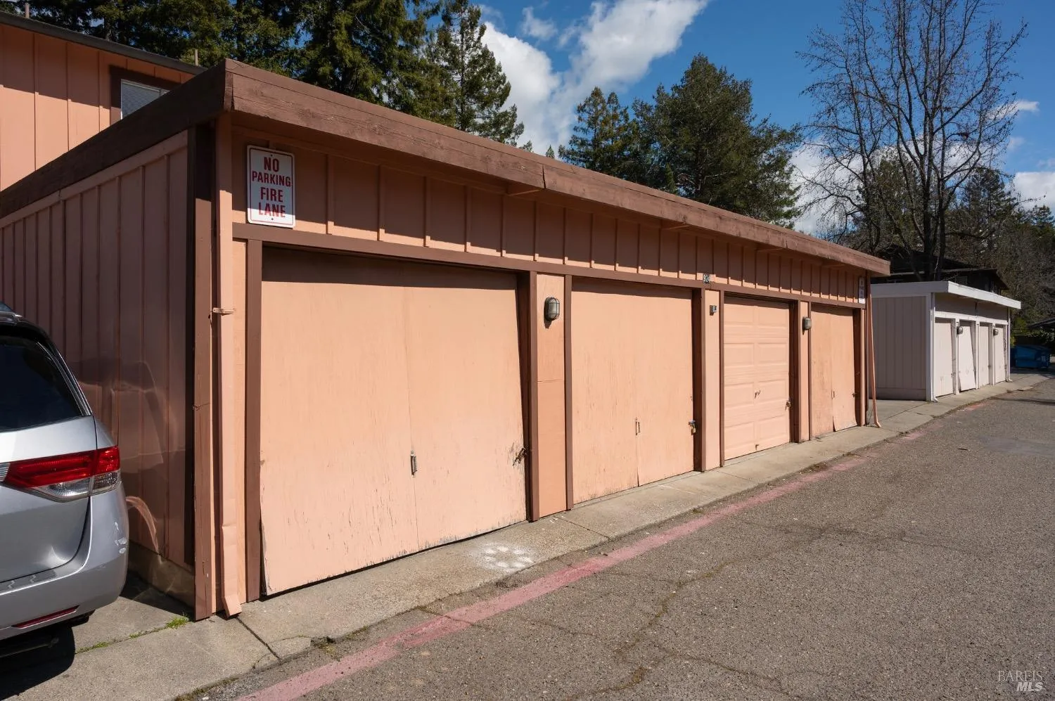 Rohnert Park, California 94928, United States, 8 Bedrooms Bedrooms, ,6 BathroomsBathrooms,Residential,Active,88971