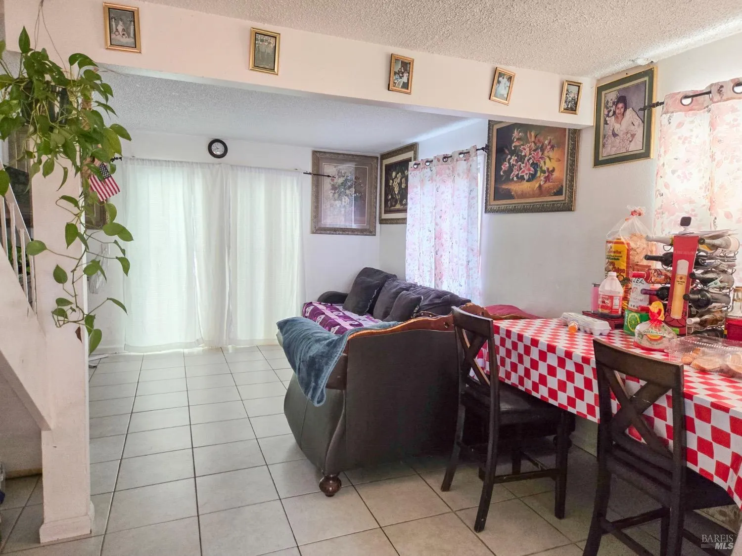 Rohnert Park, California 94928, United States, 8 Bedrooms Bedrooms, ,6 BathroomsBathrooms,Residential,Active,88971