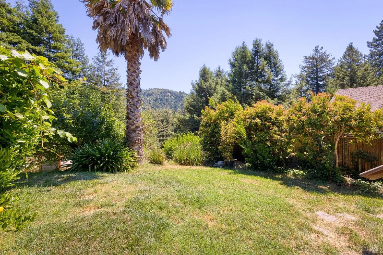 Cazadero, California 95421, United States, 2 Bedrooms Bedrooms, ,1 BathroomBathrooms,Residential,Pending,115179