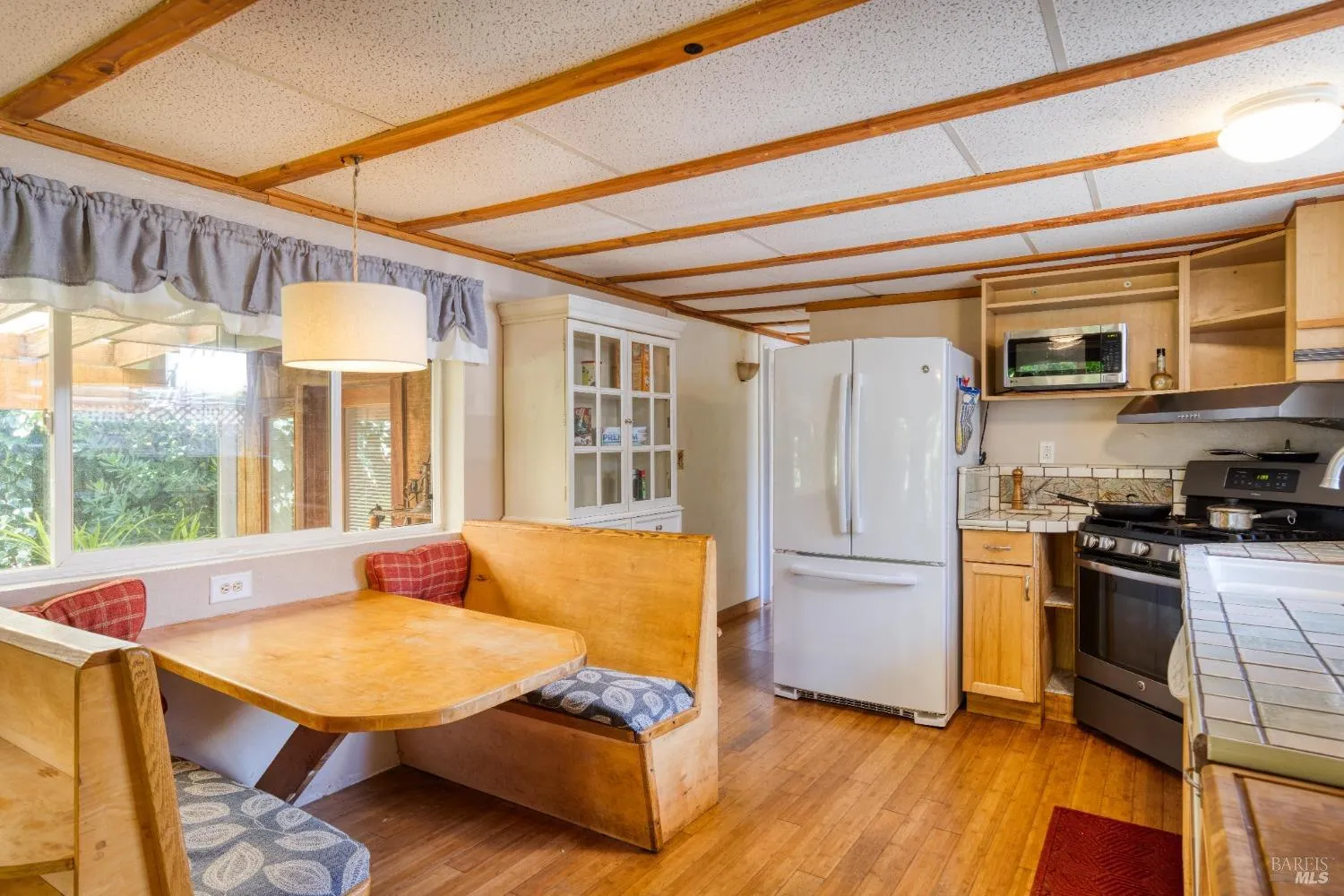 Cazadero, California 95421, United States, 2 Bedrooms Bedrooms, ,1 BathroomBathrooms,Residential,Pending,115179