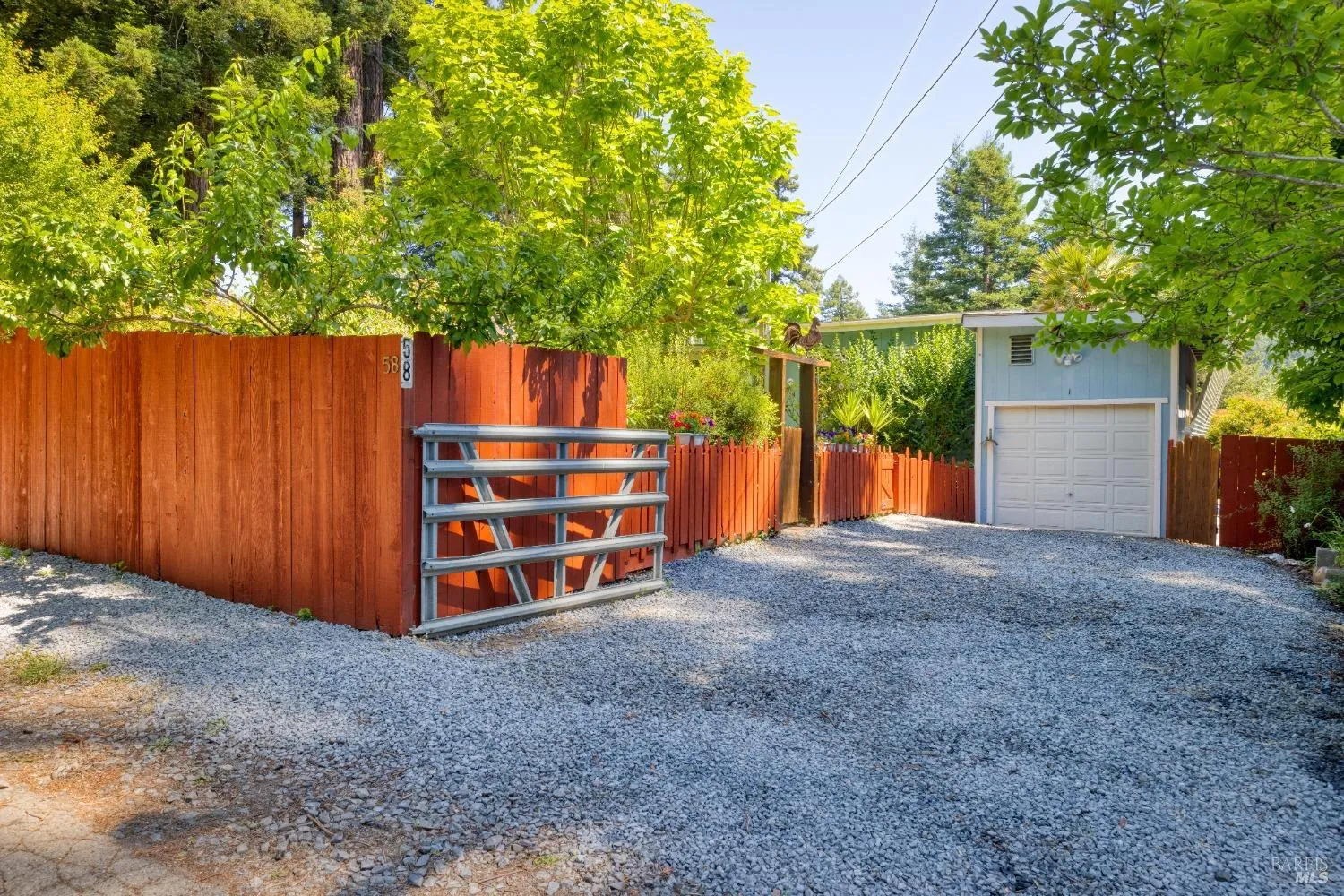 Cazadero, California 95421, United States, 2 Bedrooms Bedrooms, ,1 BathroomBathrooms,Residential,Pending,115179