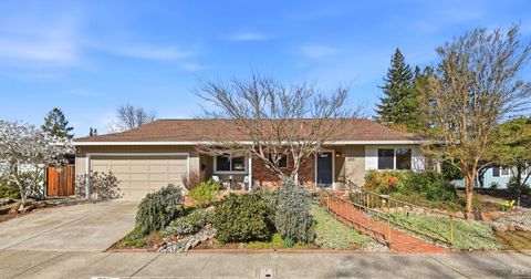 Photo of 269 Mockingbird Circle, Santa Rosa, CA 95409 (MLS # 326009329)