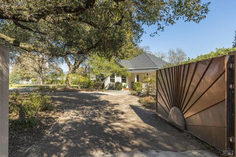 Photo of 17311 Arnold Drive, Sonoma, CA 95476 (MLS # 326010325)