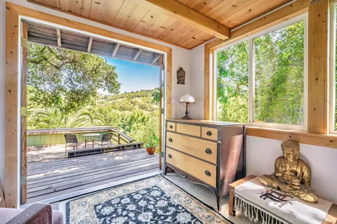 1561 S Fitch Mountain Road, Healdsburg, CA 95448 - MLS#: 325042905