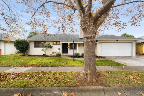 Photo of 121 Jackson Way, Vallejo, CA 94591 (MLS # 325103398)