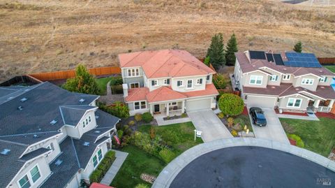 Photo of 628 Stephen Court, Benicia, CA 94510 (MLS # 326003258)