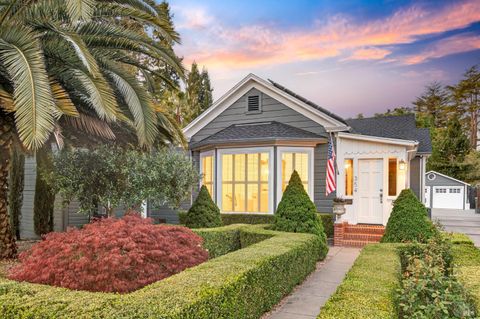 Photo of 354 E Napa Street, Sonoma, CA 95476 (MLS # 326021827)