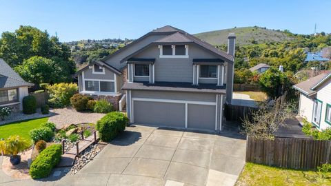 Photo of 171 Ancheta Place, Vallejo, CA 94591 (MLS # 326019153)