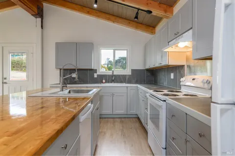 MLS: 325007784