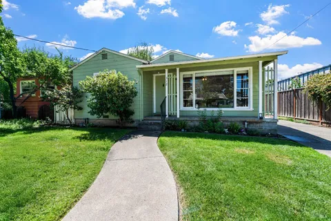 312 Benton Street, Santa Rosa, CA 95401 - MLS#: 325036522