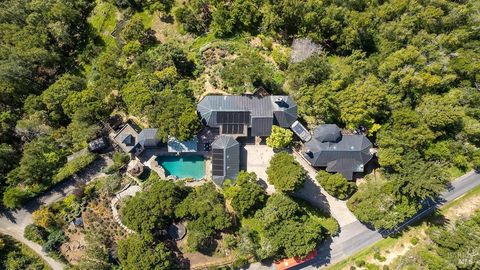 Photo of 1100 Bayhills Drive, San Rafael, CA 94903 (MLS # 325028270)