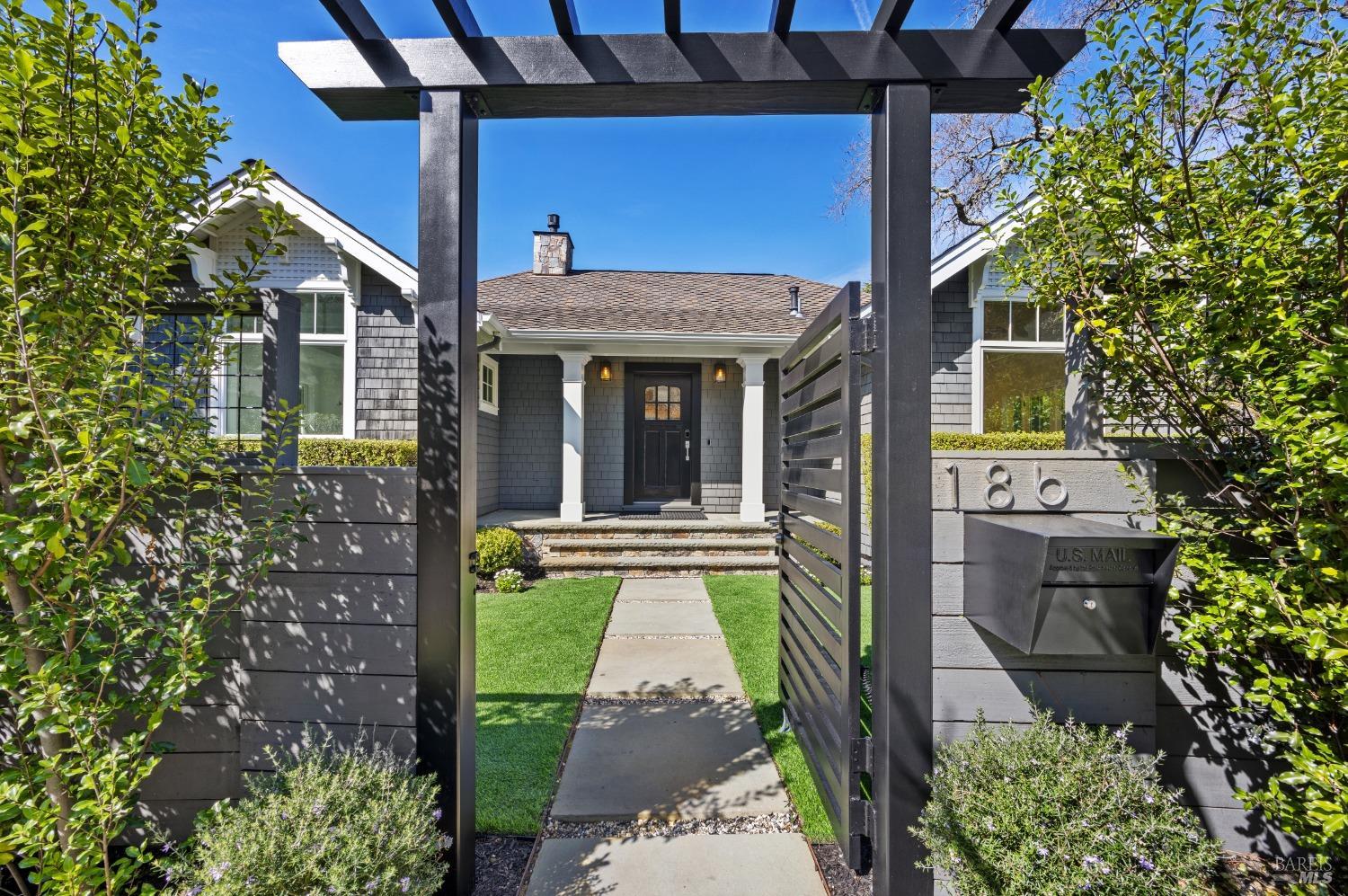 Listing image 1