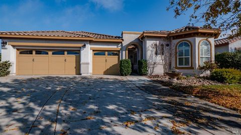 Photo of 1064 Diamante Street, Rio Vista, CA 94571 (MLS # 326019247)