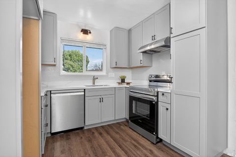 Photo of 239 Deodara Street, Vacaville, CA 95688 (MLS # 326000404)