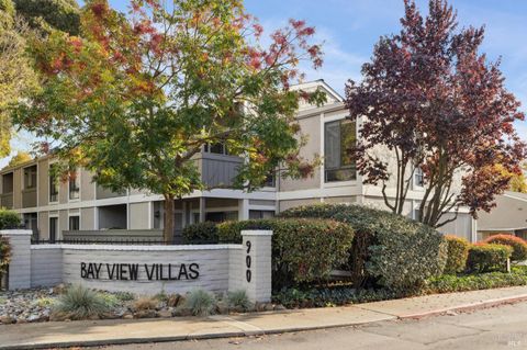 Photo of 900 Southampton Road #2, Benicia, CA 94510 (MLS # 326003063)