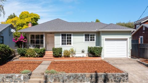 Photo of 315 Sycamore Avenue, Mill Valley, CA 94941 (MLS # 325081807)