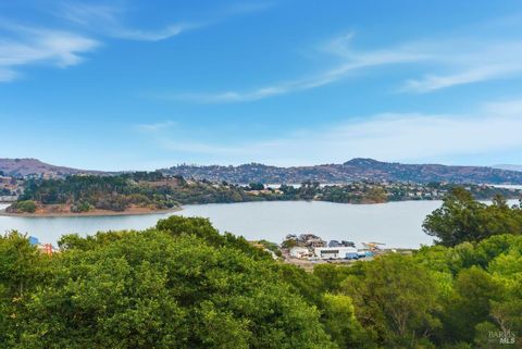 Photo of 216 Bay Vista Circle, Sausalito, CA 94965 (MLS # 325090759)