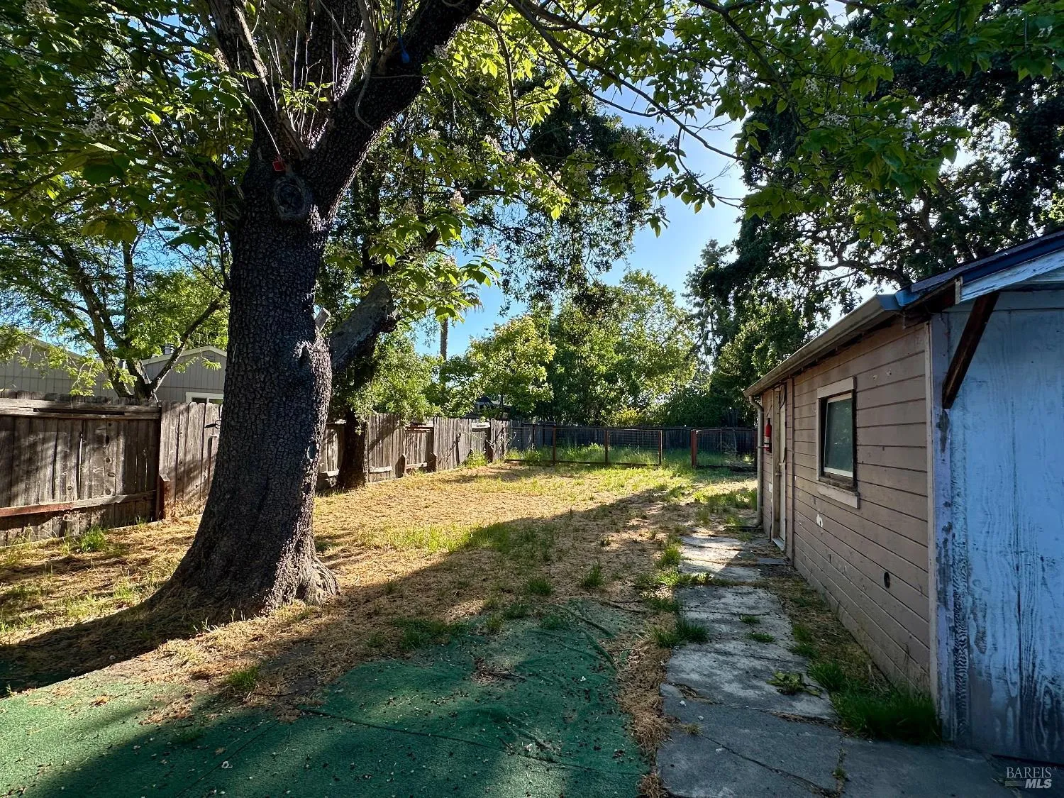 Santa Rosa, California 95404, United States, 2 Bedrooms Bedrooms, ,1 BathroomBathrooms,Residential,Contingent,153744