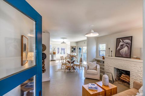 Photo of 945 Brown Street, Saint Helena, CA 94574 (MLS # 326018266)