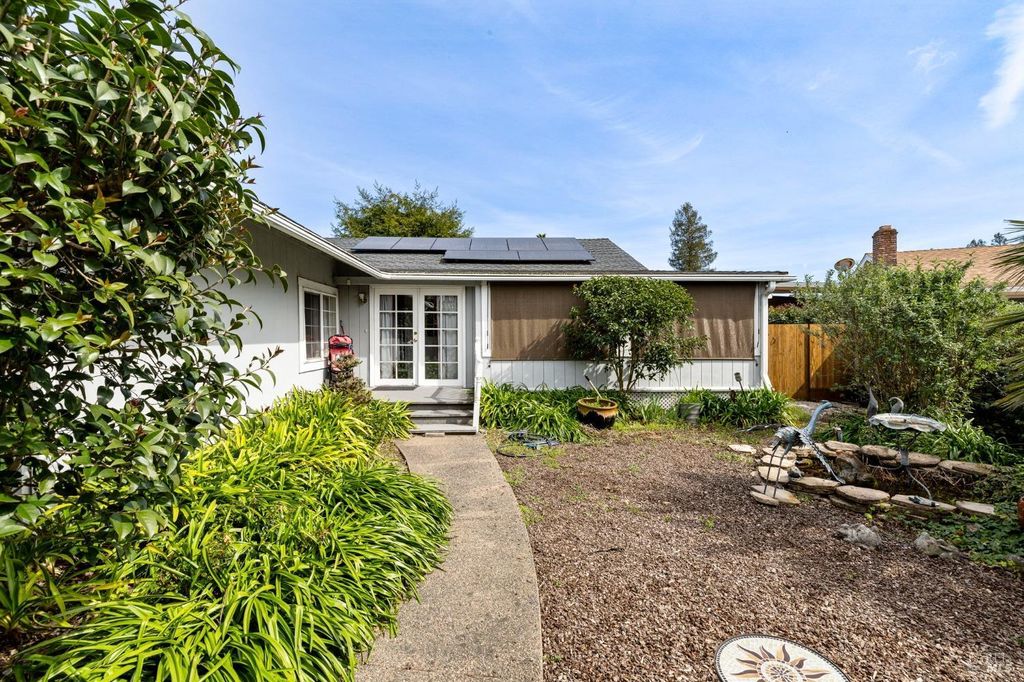 listing image 0