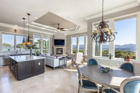 10 Canterbury Drive, Napa, CA 94558 - MLS#: 325001254