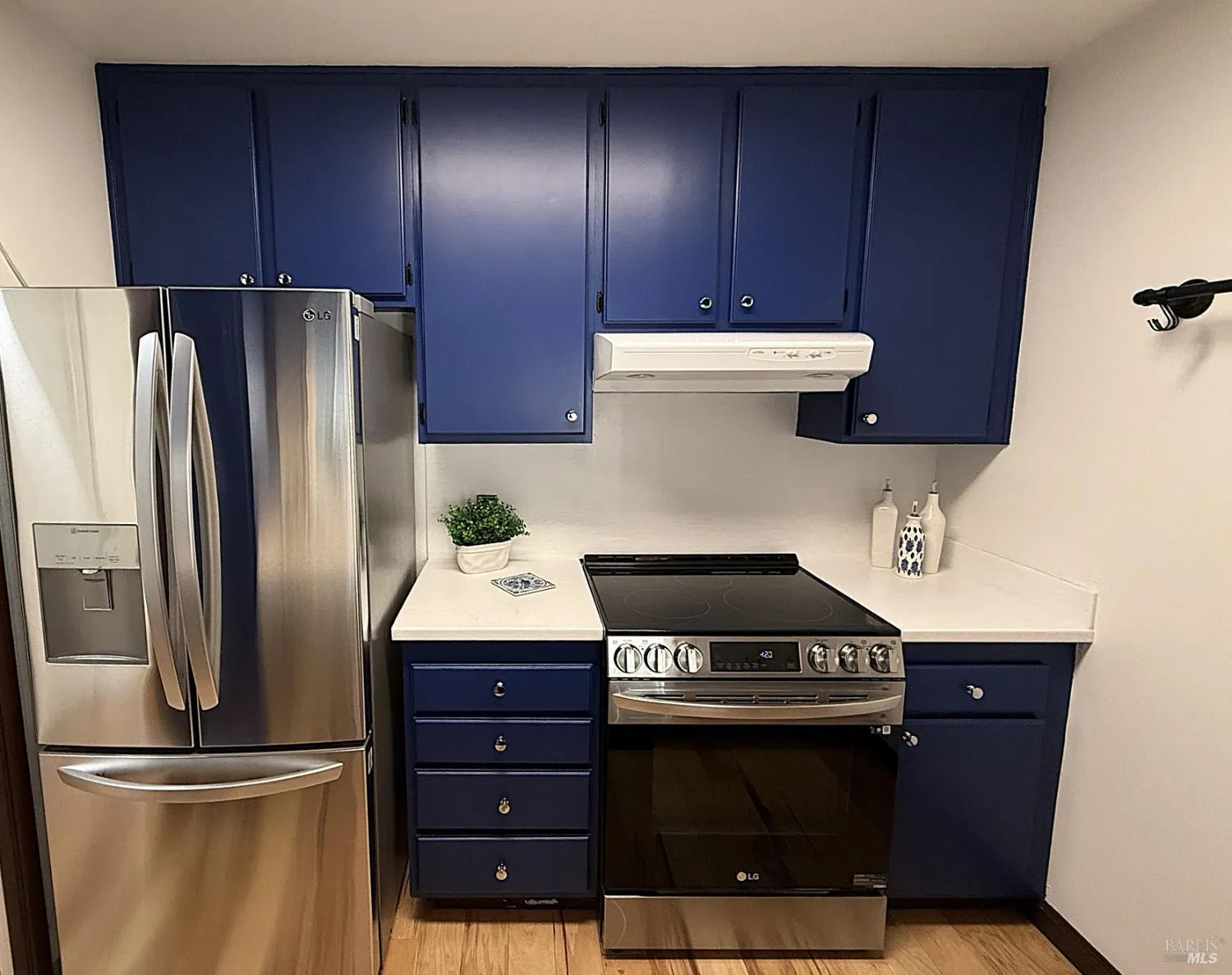 Napa, California 94558, United States, 2 Bedrooms Bedrooms, ,2 BathroomsBathrooms,Residential,Active,235530