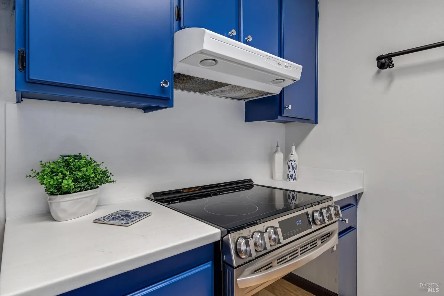 Napa, California 94558, United States, 2 Bedrooms Bedrooms, ,2 BathroomsBathrooms,Residential,Active,235530