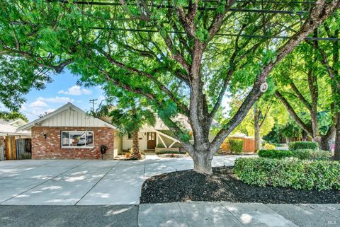 Photo of 491 Buck Avenue, Vacaville, CA 95688 (MLS # 325083692) Photo of 491 Buck Avenue, Vacaville, CA 95688 (MLS # 325083692)