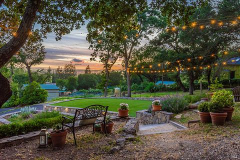 Photo of 1114 Mount George Avenue, Napa, CA 94558 (MLS # 326004165)