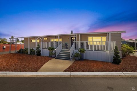 Photo of 55 Lemon Tree Circle, Vacaville, CA 95687 (MLS # 325084388)