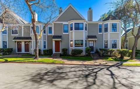 Photo of 720 Military Street E, Benicia, CA 94510 (MLS # 326014352)