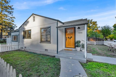 Photo of 1594 Laurel Street, Napa, CA 94559 (MLS # 326012152)