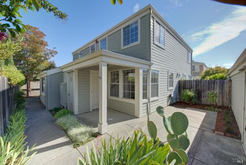 Photo of 2776 Elks Way, Napa, CA 94558 (MLS # 325076065)