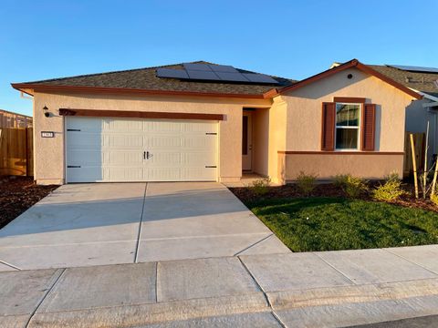 Photo of 2303 Ghirardelli Dr, Linda, CA 95901 (MLS # 226026817)