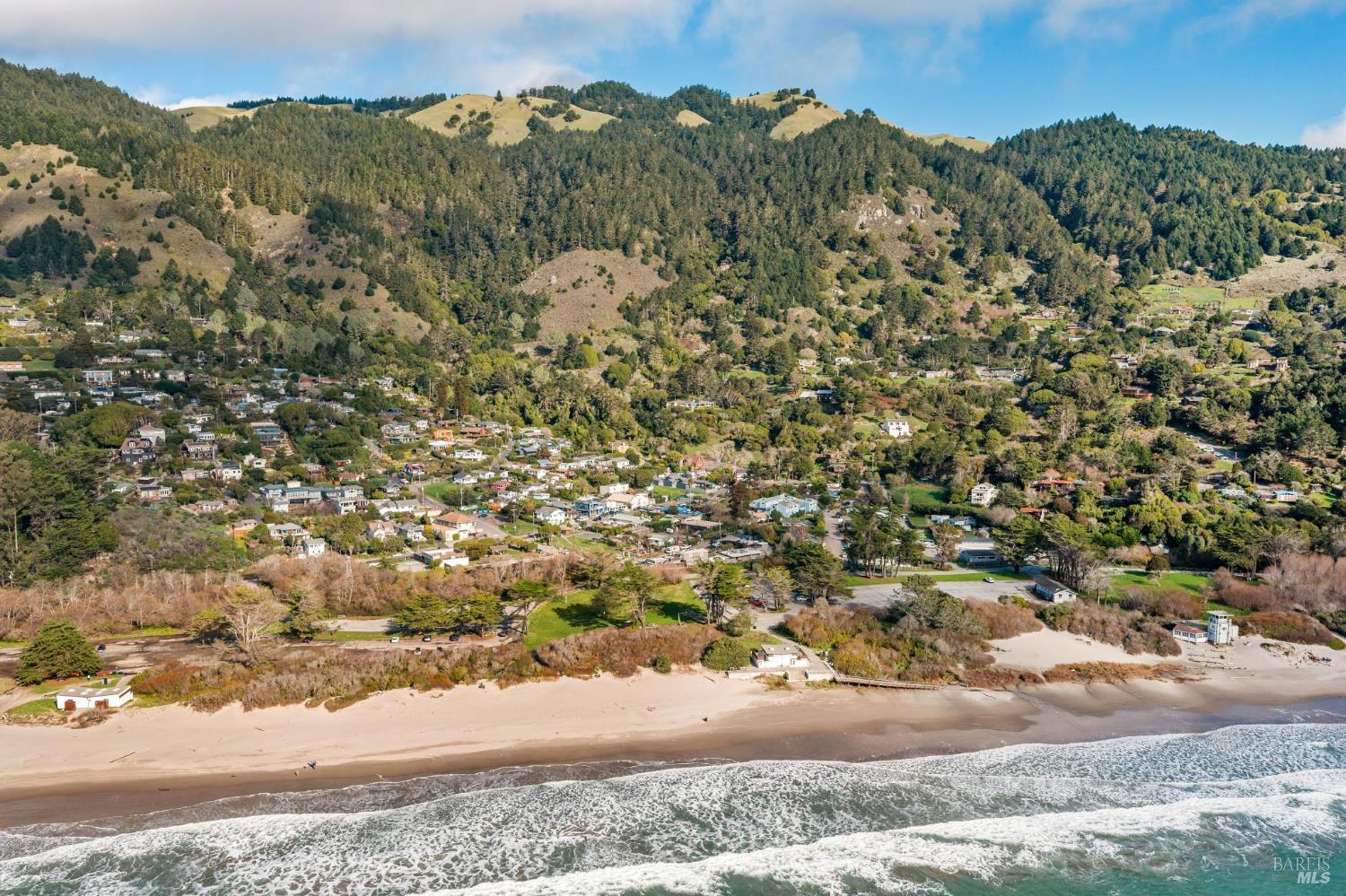 3488 Shoreline Highway